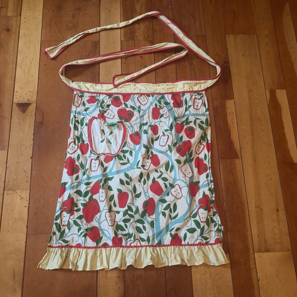 Handmade Accessories - Handmade vintage cotton cute apple print apron with ruffled edge and pocket!